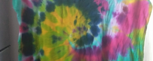 Warsztaty farbowania koszulek metodą tie-dye 5.08.2024